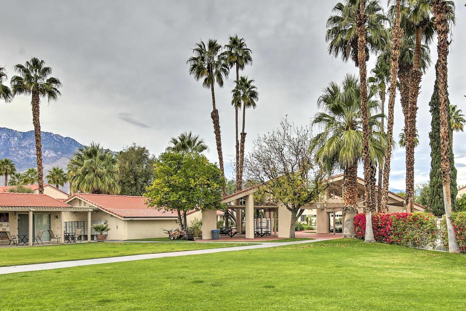 Victorian Condo with Private Veranda&Pool Access Main image 2